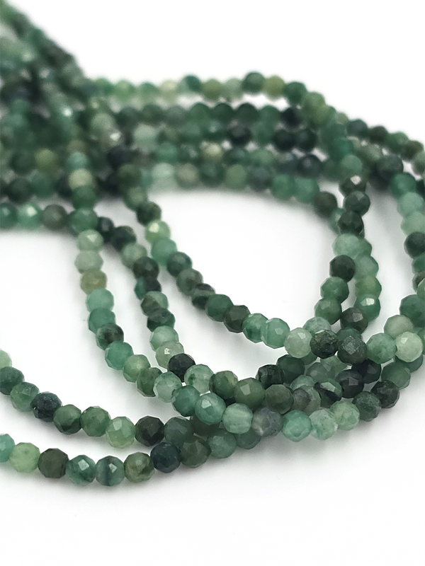 1 strand x 2mm Faceted Round Emerald Gemstone Beads (4147)