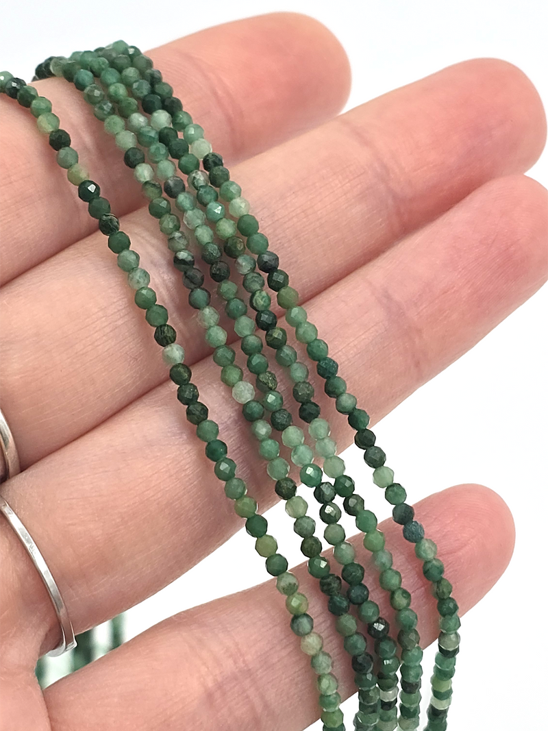 1 strand x 2mm Faceted Round Emerald Gemstone Beads (4147)