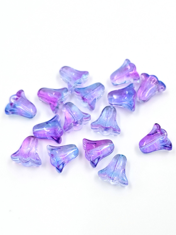 10 x Bell Shaped Lavender Colour Glass Flower Beads, 10x10mm