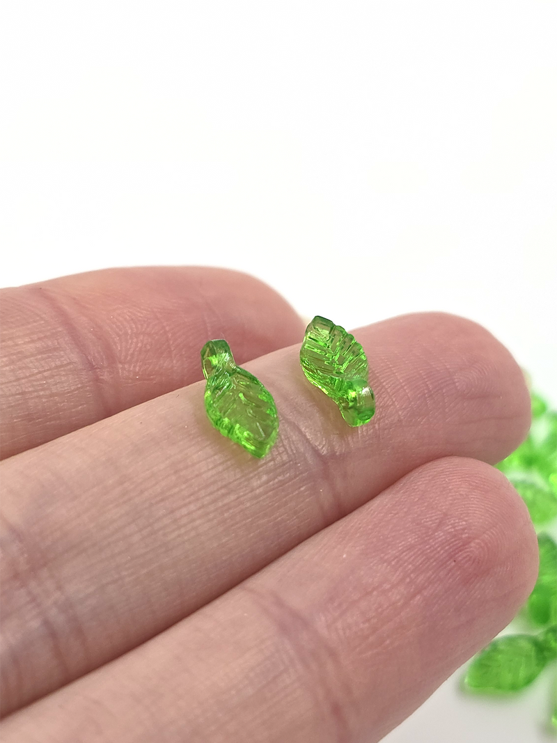 50 x Tiny Transparent Bright Green Acrylic Leaf Beads, 5x10mm