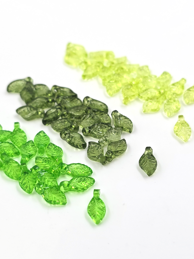 60 x Tiny Transparent Green Mix Acrylic Leaf Beads, 5x10mm