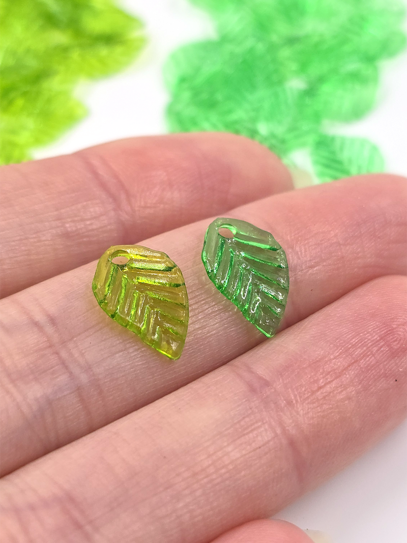 60 x Small Transparent Green Acrylic Leaf Bead Mix, 13.5x9mm