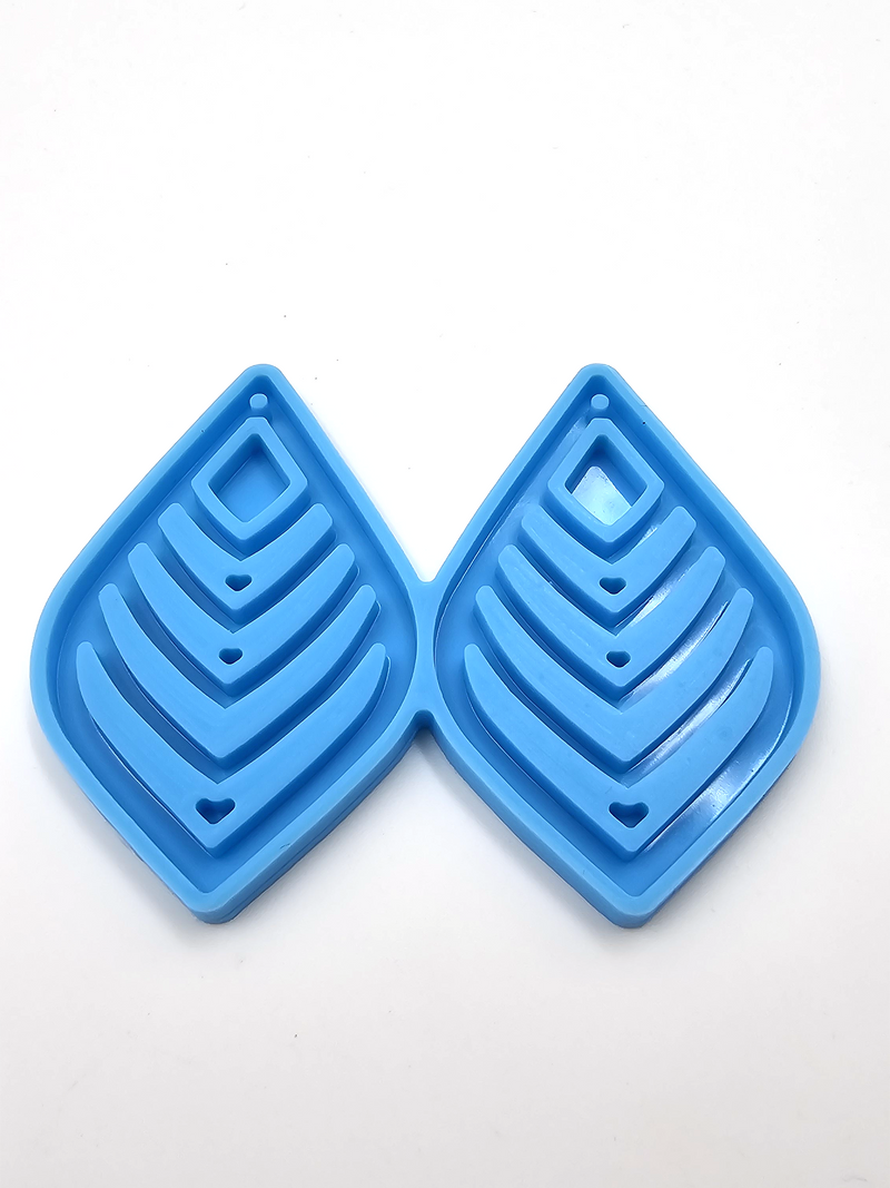 1 x Silicone Teardrop Shaped Earring Pendant Mould (3648)