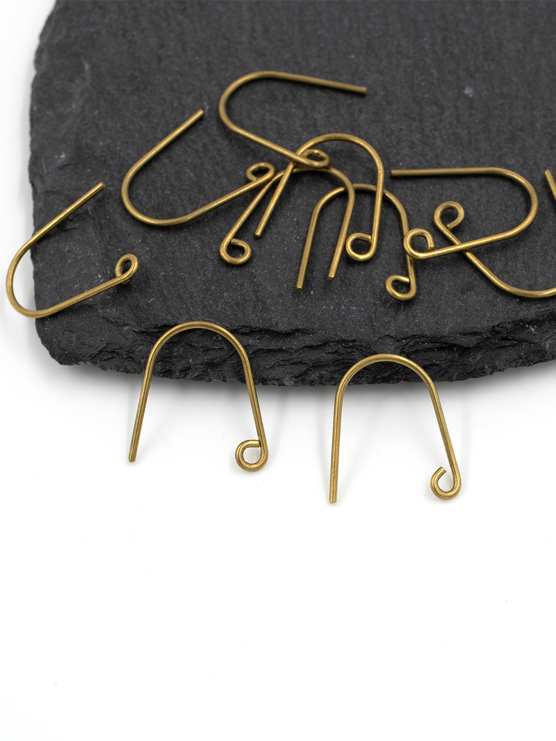 10 x Chunky Raw Brass Earring Hooks (C0703)