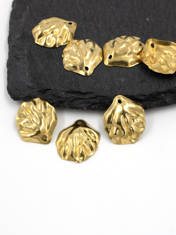 6 x Raw Brass 3D Flower Petal Charms, 20x17.5mm (C0706)