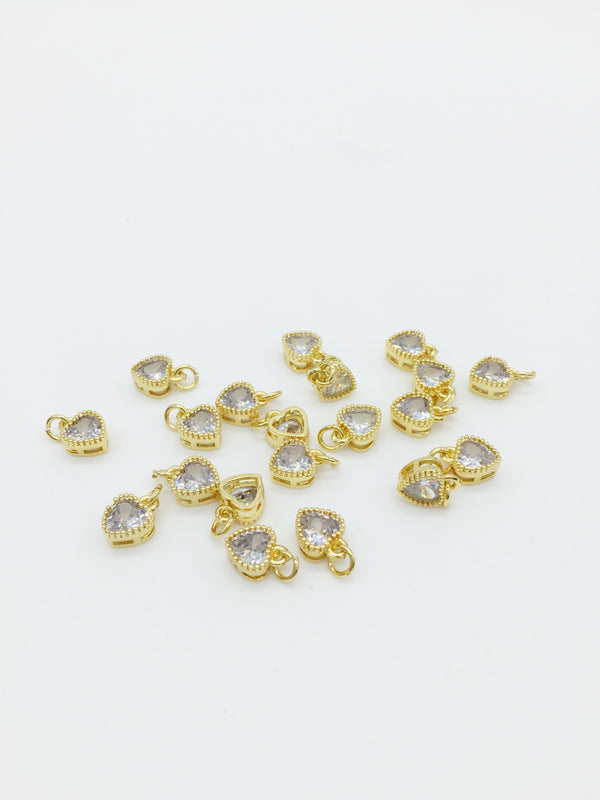 1 x 18K Gold Plated Clear Cubic Zirconia Heart Charm, 9.5x7mm (3966)