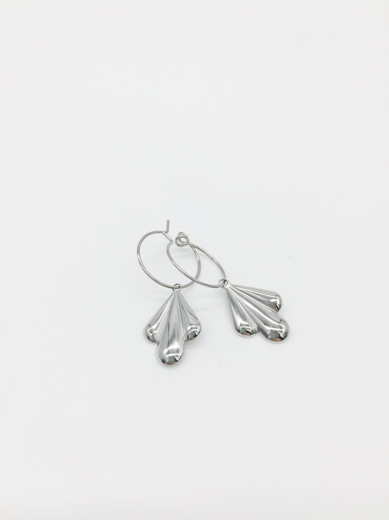 1 x Stainless Steel Domed Fan Charm, 20x13mm (4006)