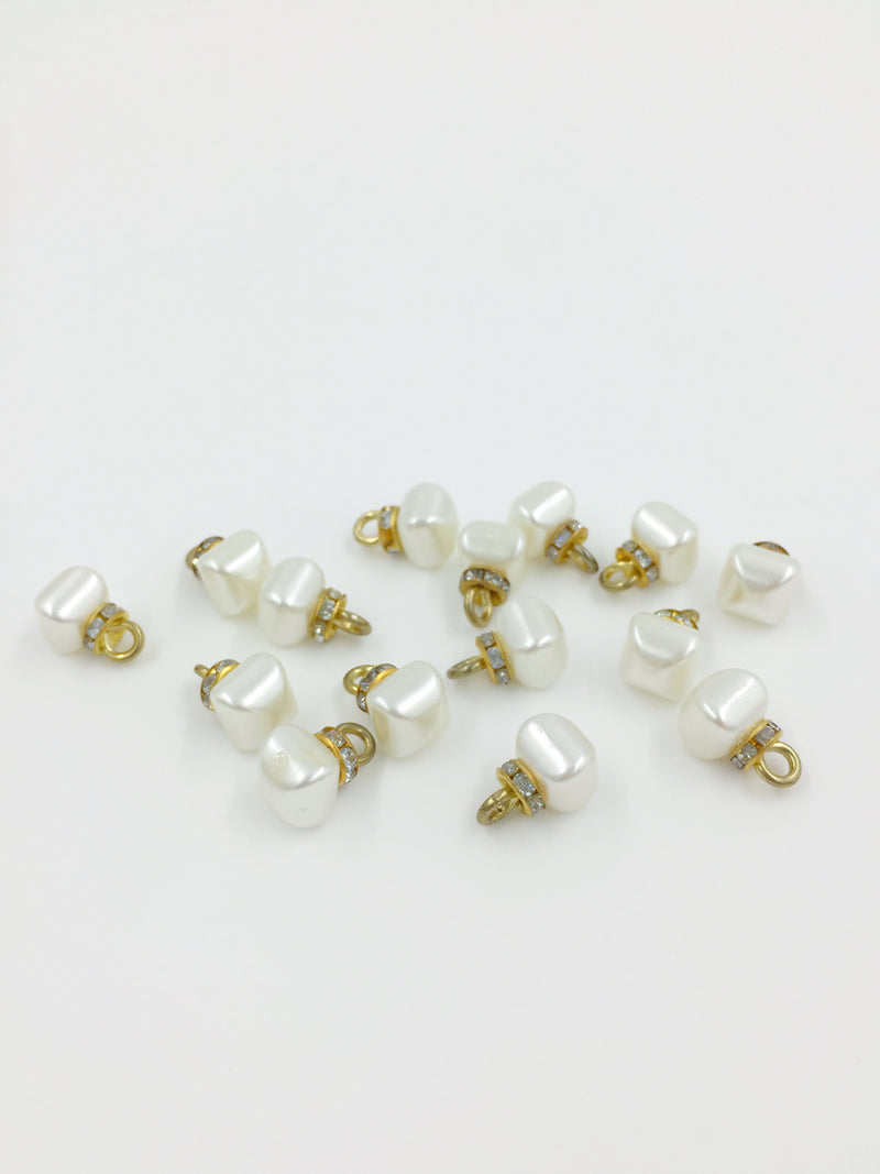 20 x Vintage Pearl Drop Beads, Pearl and Crystal Charms, 13x7.5mm