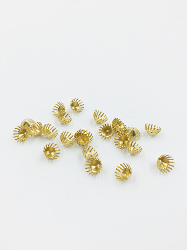 40 x Raw Brass Flower Stamen Bead Caps, 7x4.5mm (1773)