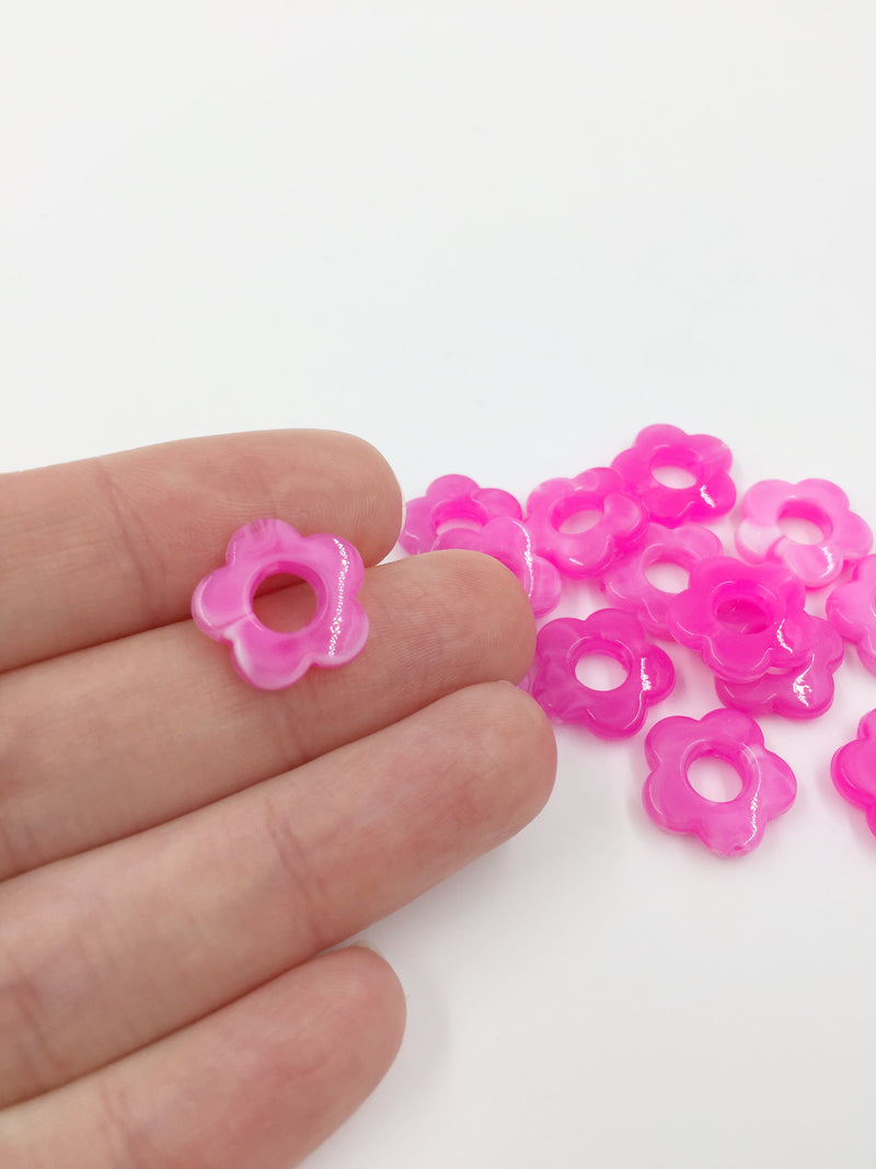 10 x Bright Pink Marble Effect Resin Flower Beads, 15mm (2919)