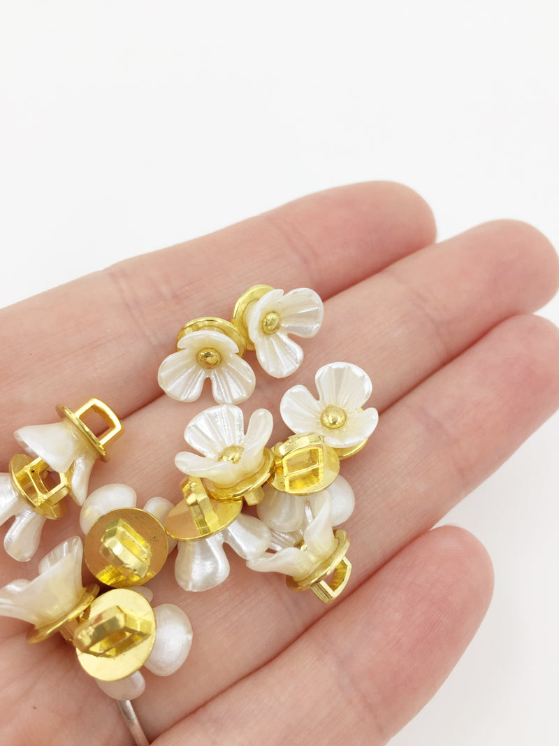 10 x Pearl Ivory Resin Flower Shaped Buttons, 11mm