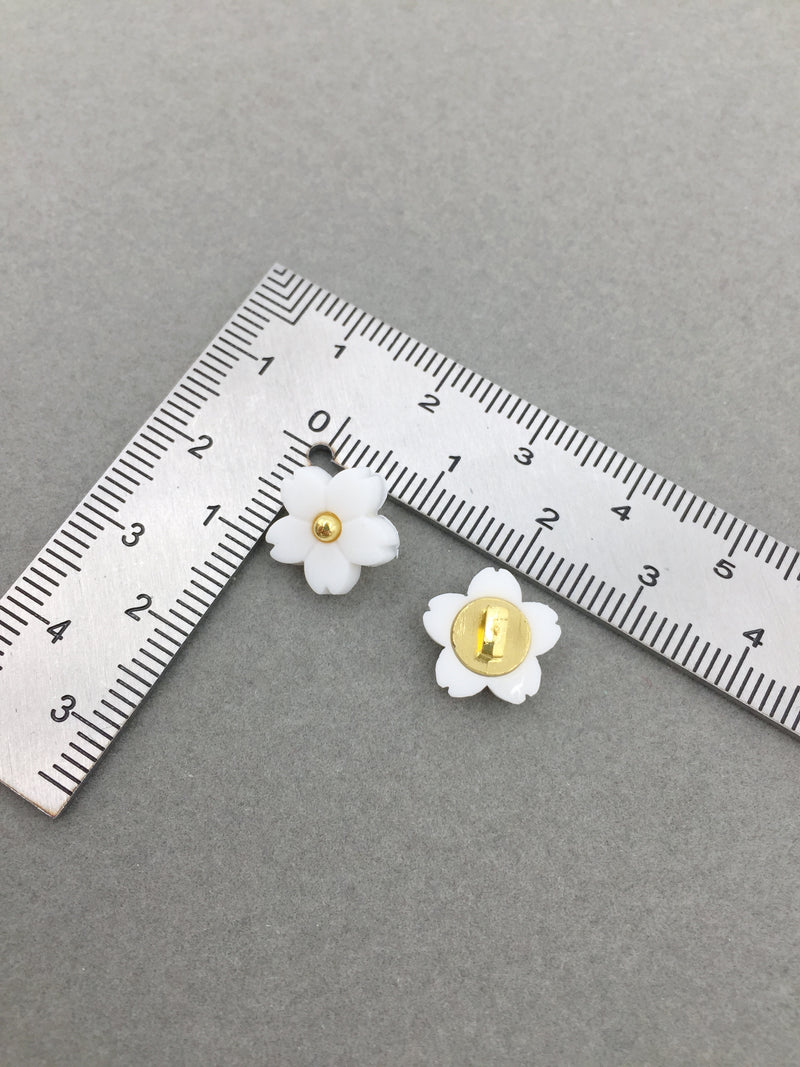 10 x Pure White Resin Sakura Flower Buttons, 11mm