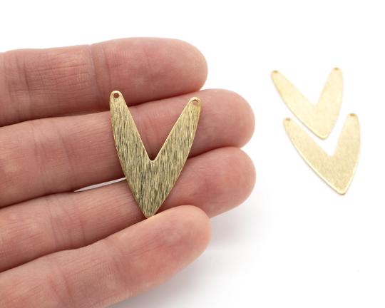 2 x Textured Raw Brass Triangle Pendants, 31x23mm (C0491)