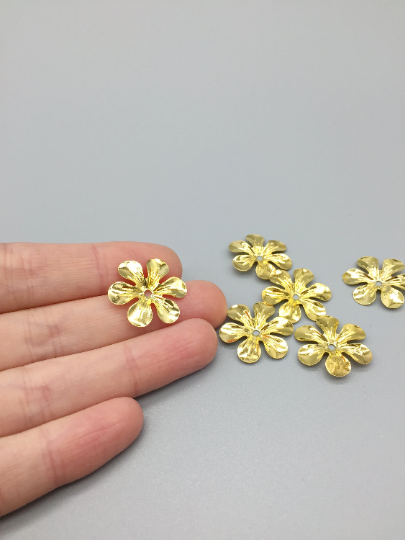 10 x Shiny Gold Tone 6 Petal Flower Beads, 20mm