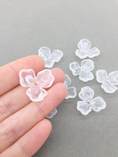 6 x Translucent White Marble Effect Flower Beads, 24mm (3604)