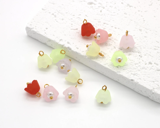 20 x Multicoloured Opaque Flower Charms with Pearl, 11x9mm (3728)