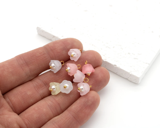 20 x Multicoloured Opaque Flower Charms with Pearl, 11x9mm (3728)