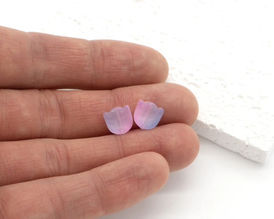 10 x Tulip Shaped Pink and Blue Glass Beads, 9x9mm (3730)