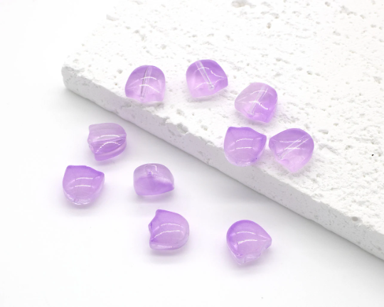 10 x Tulip Shaped Purple Glass Beads, 9x9mm