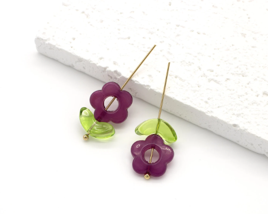 10 x Small Purple Resin Flower Beads, 15mm Flower Bead Frames (3741)