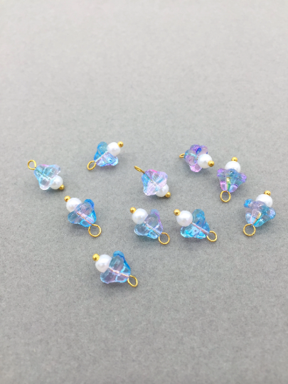 10 x Blue and Pink Glass Trumpet Flower Charms with Pearl, 14x9mm (3756)