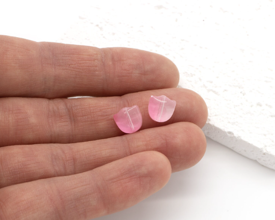 10 x Tulip Shaped Pink Glass Flower Beads, 9x9mm