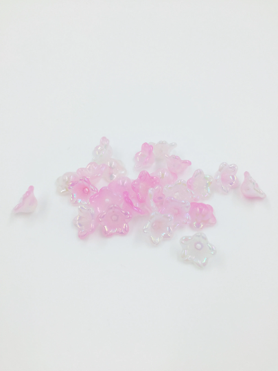 20 x AB Gradient Pink Acrylic Trumpet Flower Beads, 13mm