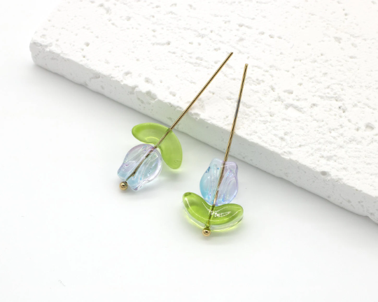 20 x Green Glass Double Leaf Beads, 13x6mm (3839)