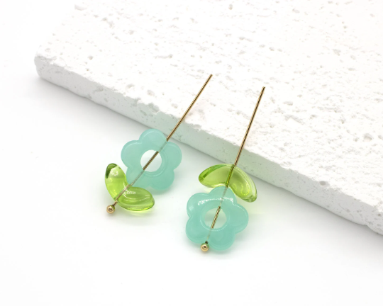 20 x Green Double Leaf Shaped Glass Beads, 13x6mm