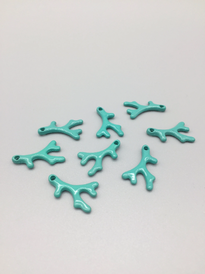 4 x Turquoise Enamel Coated Metal Coral Pendants, 25x15mm