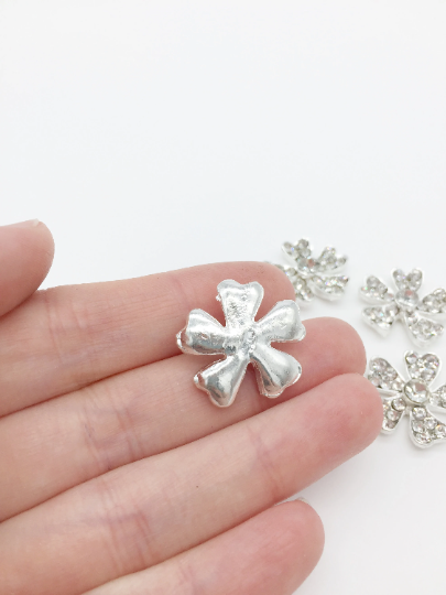 2 x Silver Crystal Flower Embellishments, 22mm (0937)