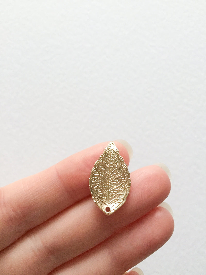 8 x Champagne Gold Tone Textured Leaf Pendants, 20x14mm