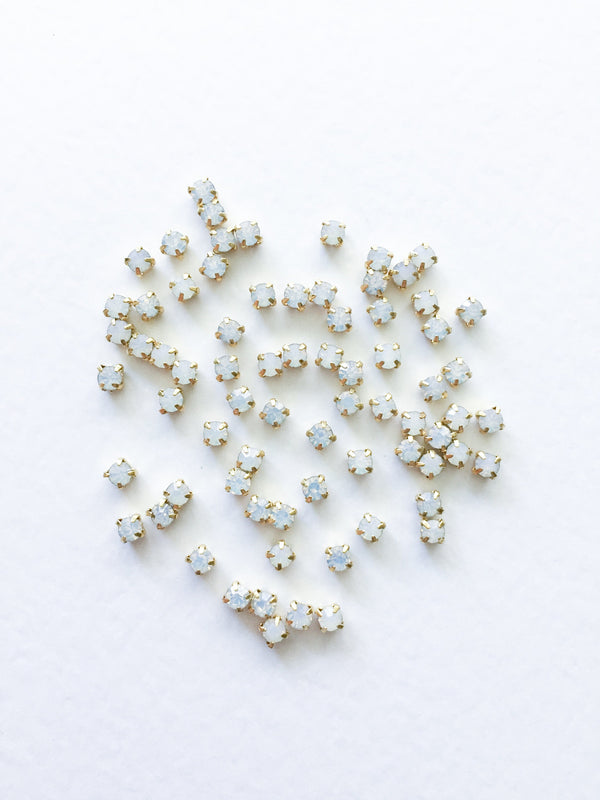 4mm/5mm/6mm White Opal Glass Sew-On Rhinestones in Gold Setting