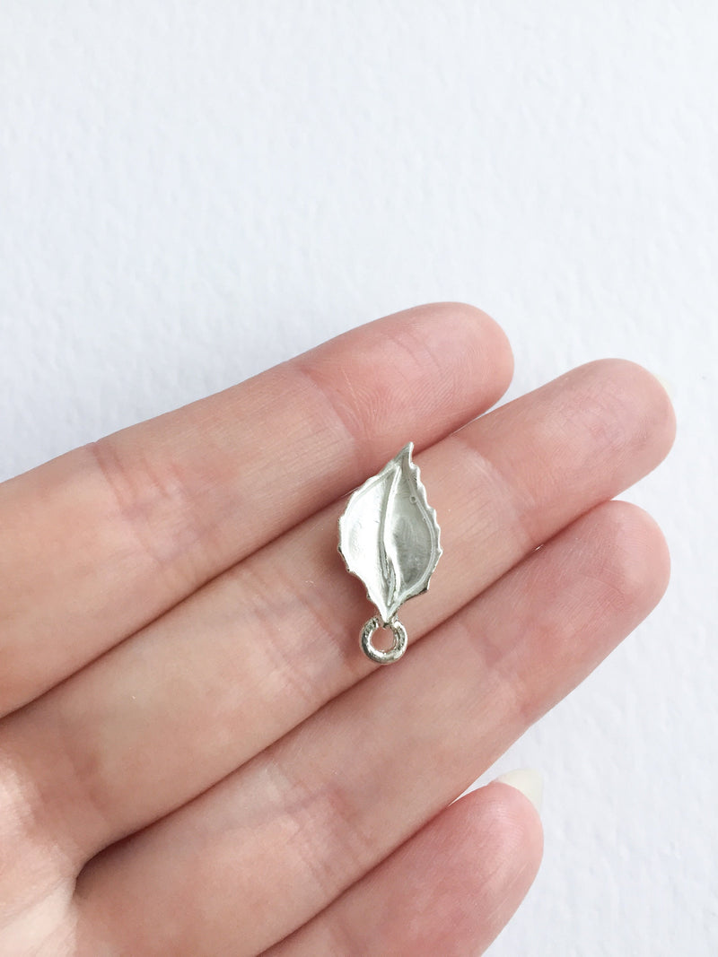 6 x Bright Silver Enamel Leaf Charms, 23x11mm (0703S)