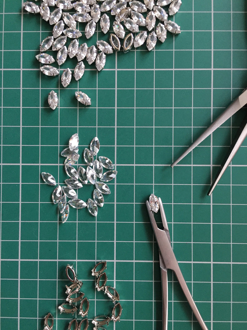 24 x 6x7mm Brass Setting for 6mm Round Crystals, Silver Bezel Claw Setting for Rhinestones(3724S)