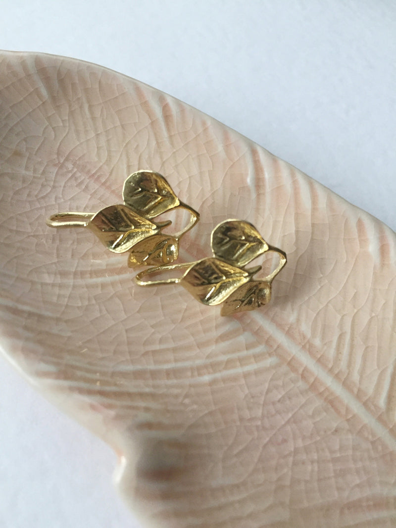 1 pair x Raw Brass Leaf Earring Hooks, 21x14mm (0818)