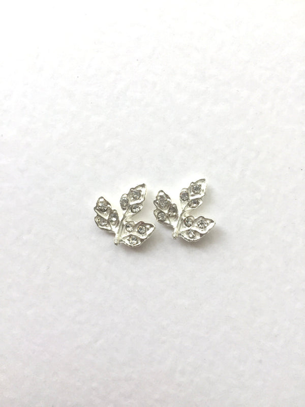 4 x Tiny Silver Plated Diamanté Leaf Cabochons, 14x14mm (0939)