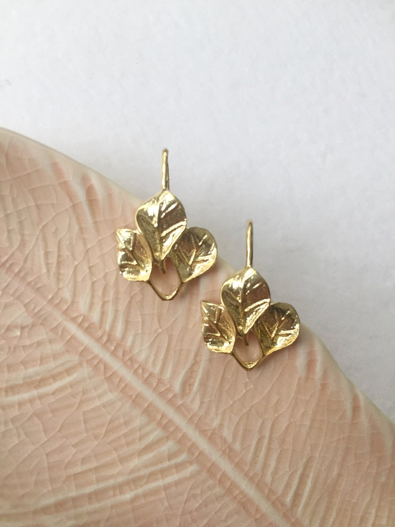 1 pair x Raw Brass Leaf Earring Hooks, 21x14mm (0818)