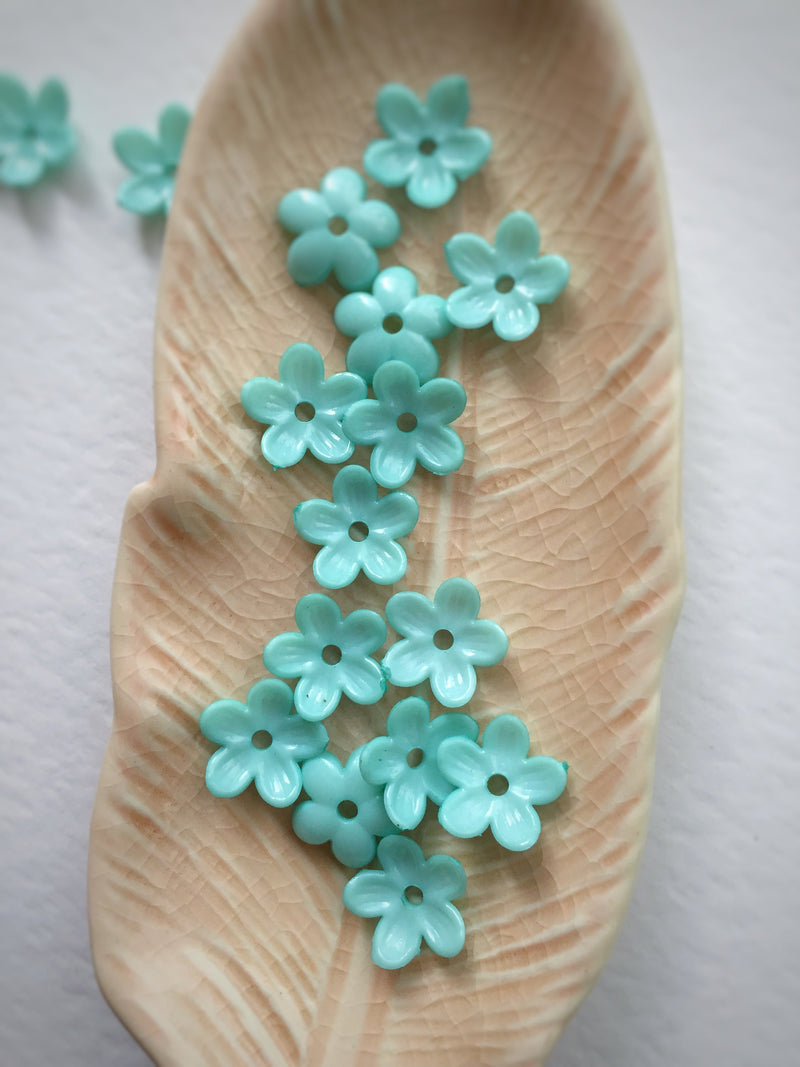 20 x Mint Color Flower Beads, Tiara Making Turquoise Flower Beads 12mm (0693)