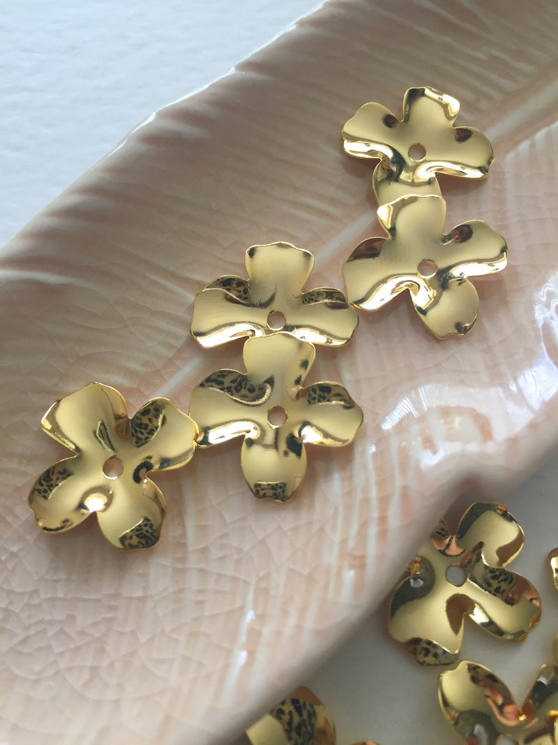 4 x 18K Gold Plated Brass Flower Beads, 17mm (1686)