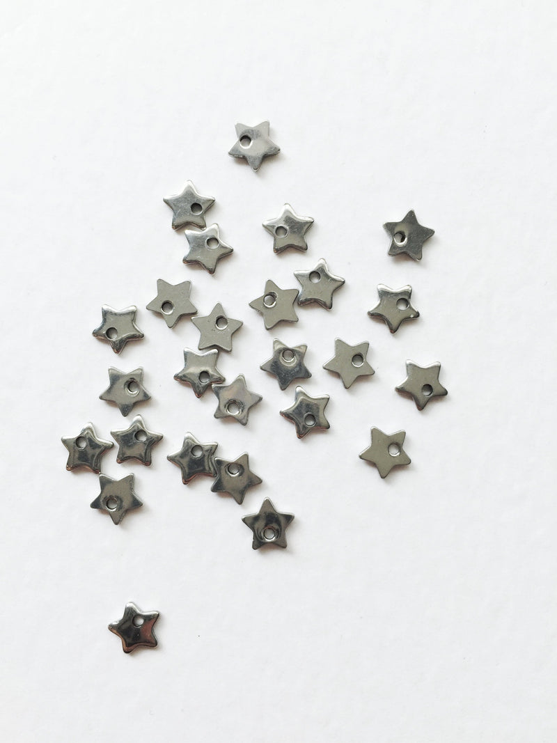 40 x Tiny Stainless Steel Star Charms, 6mm (0089)