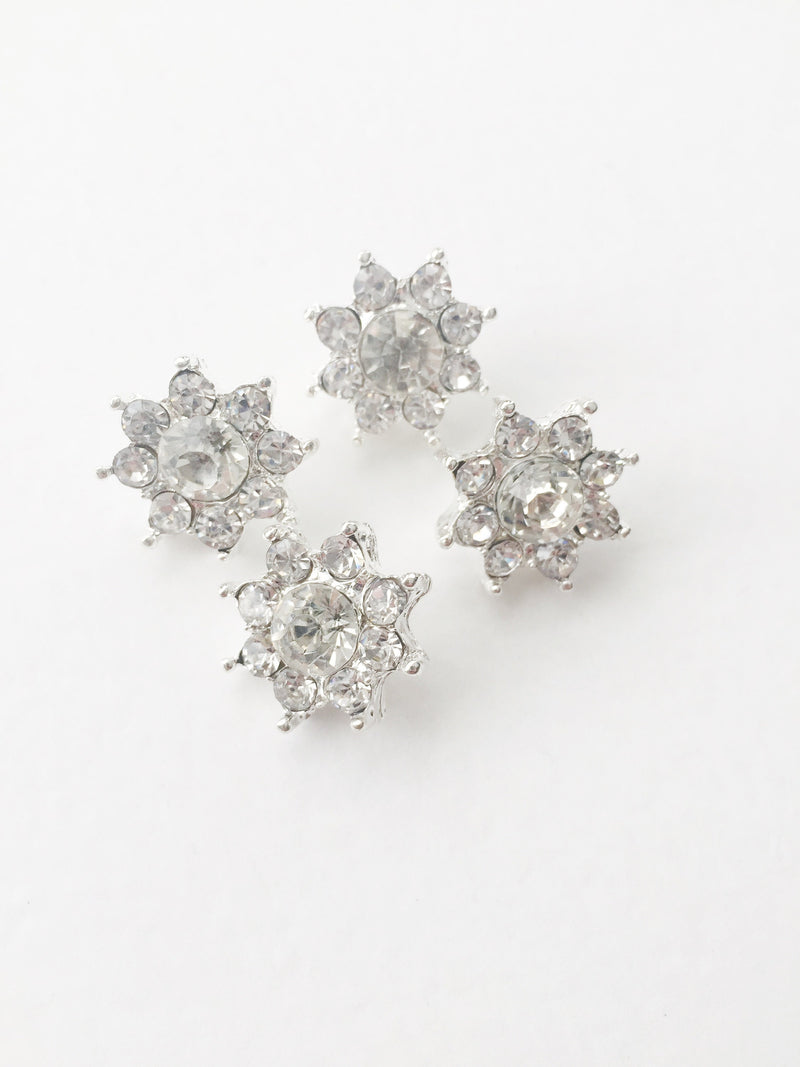 4 x Silver Tone Crystal Buttons, 18mm (2304)