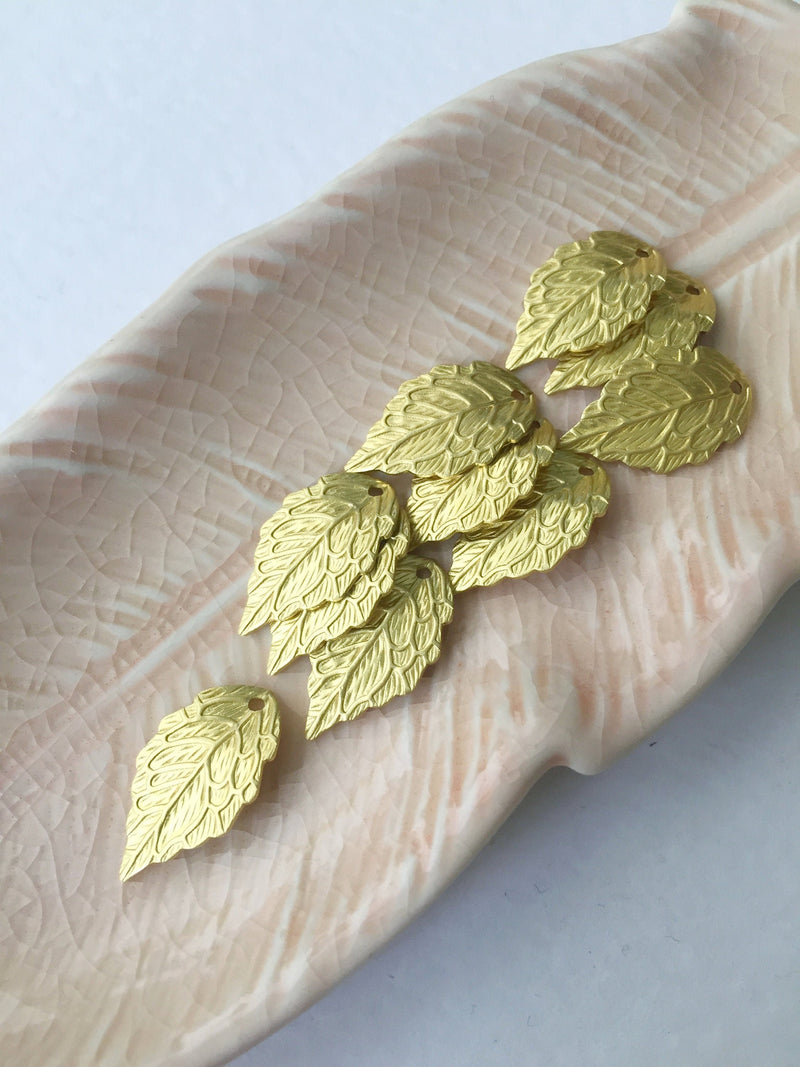 10 x Gold Metal Leaf Charms, 17x10mm Textured Leaf Pendants (0704)