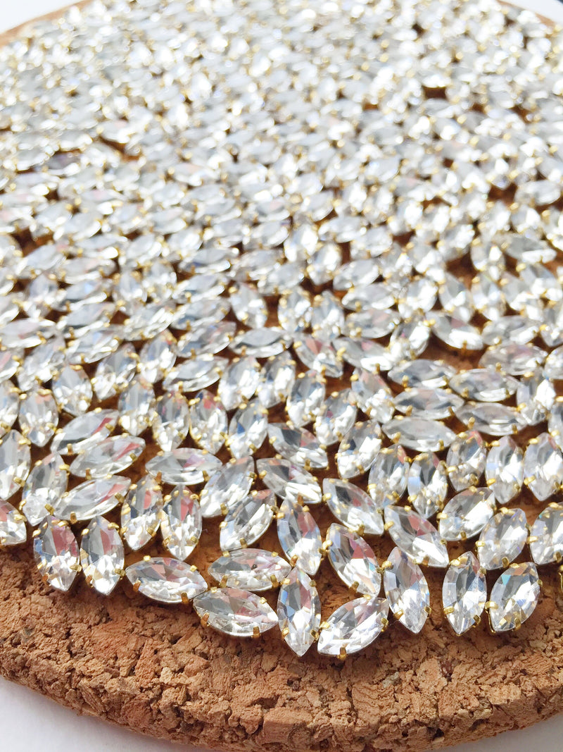 24 x Clear Glass Navette Rhinestones in Gold Sew-on Setting, 5x10mm/6x12mm/7x15mm (2788)