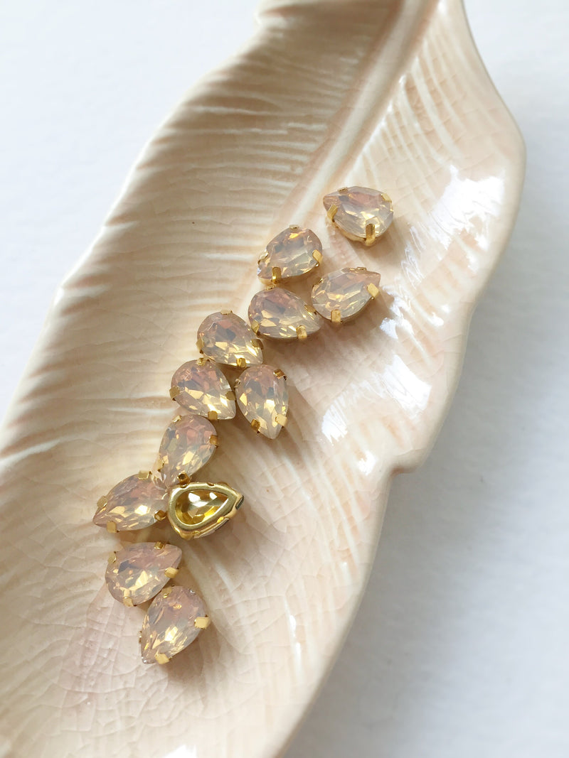 12 x 7x10mm Teardrop Peach Opal Rhinestones, Sew-on Gold Base (3635)