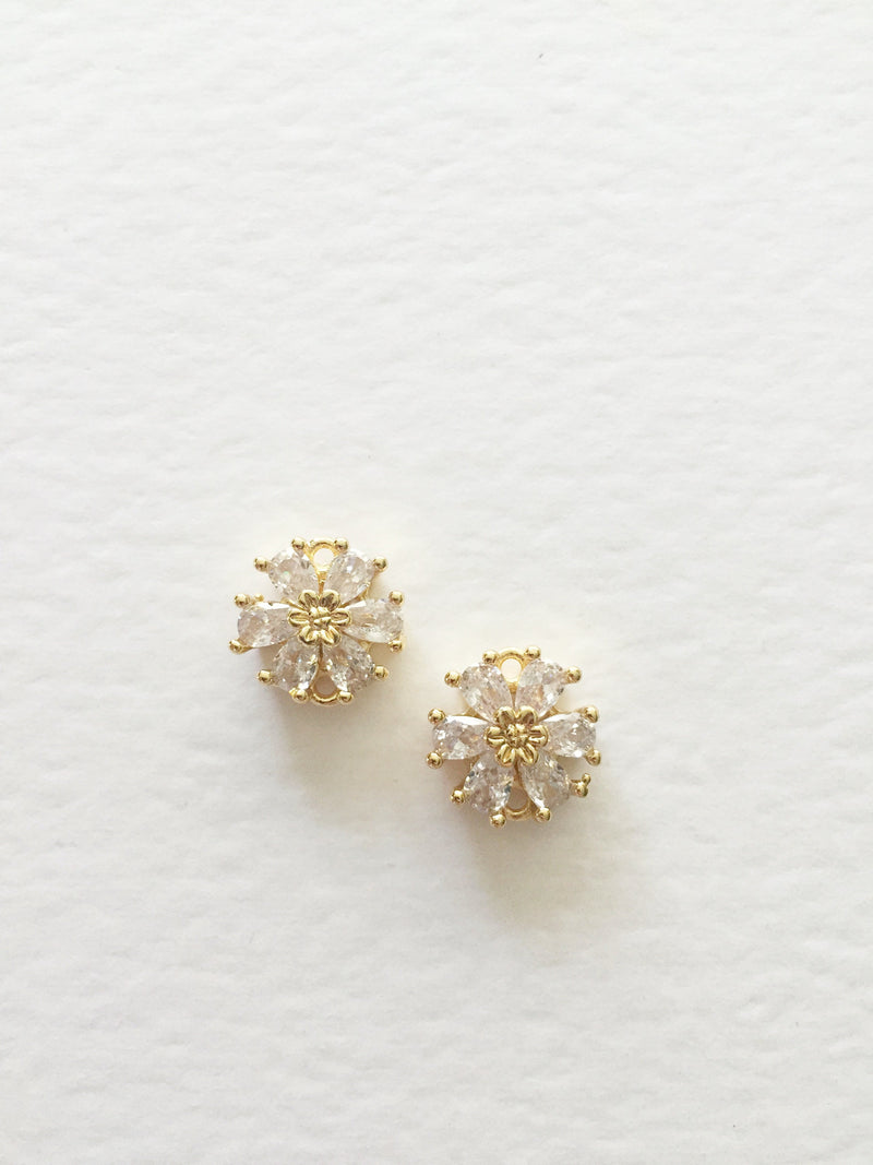 1 x 18K Gold Plated Small Cubic Zirconia Flower Connector, 12mm (2721)