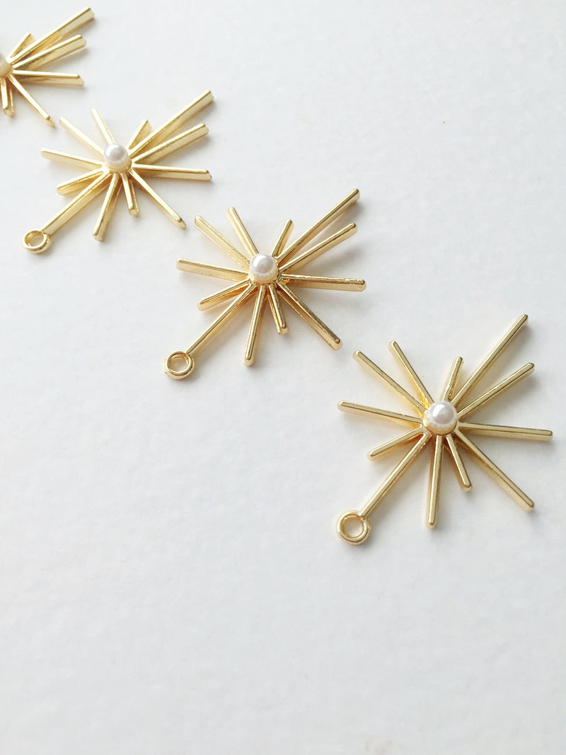 4 x Gold Tone Starburst Charms with Faux Pearl, 43x32mm (0606)