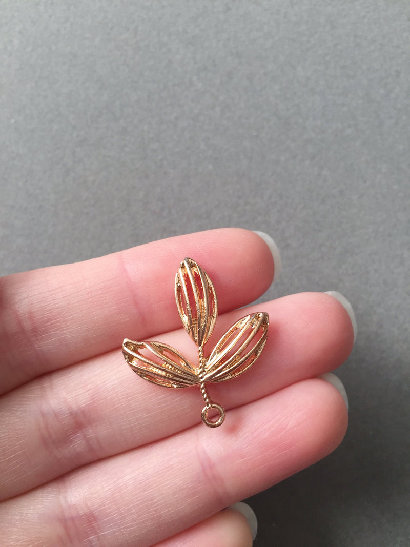 6 x Champagne Gold Metal Leaf Branch Pendant, 28x25mm