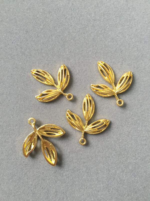 6 x Gold Metal Triple Leaf Charms, 28x25mm