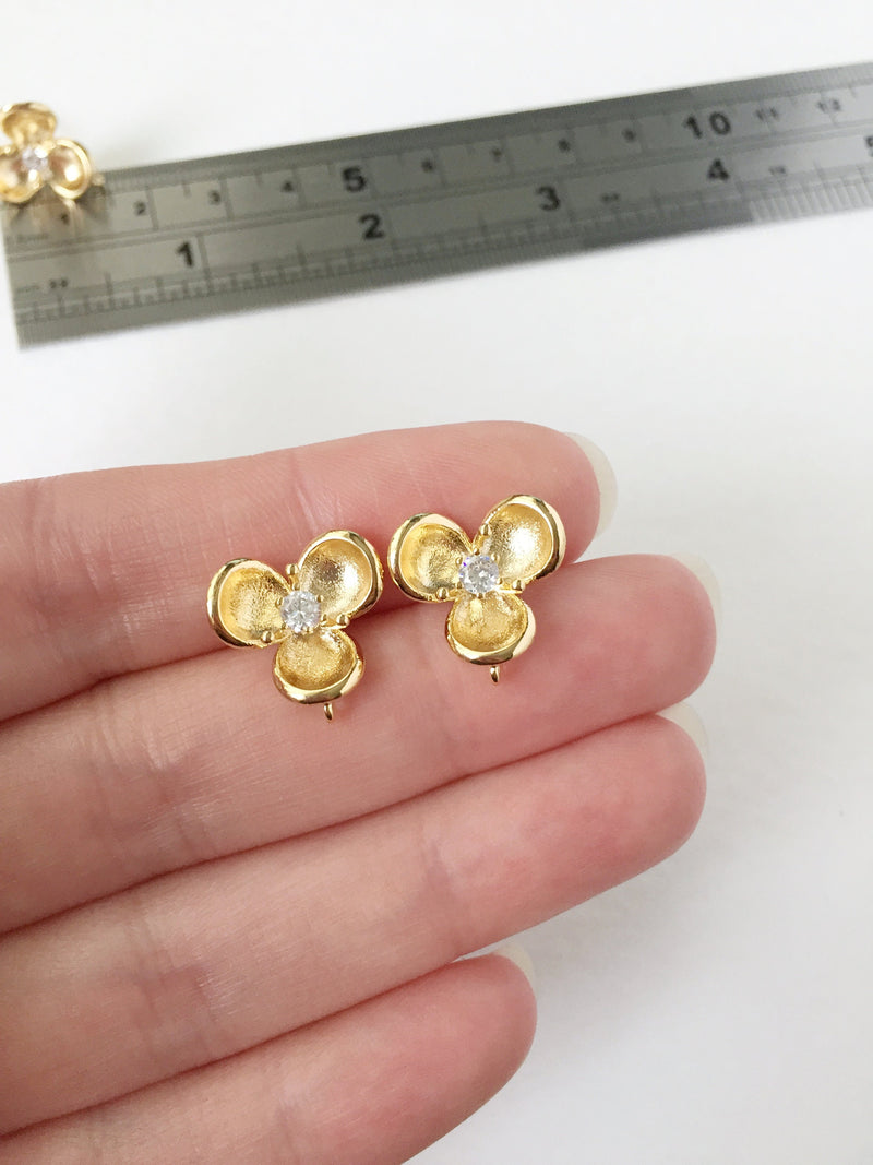 1 pair x 18K Gold Plated CZ Flower Earring Studs, 14mm (0811)